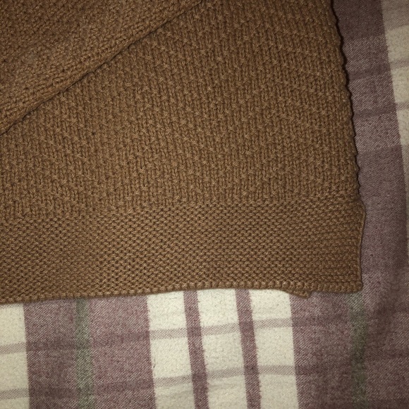 Old Navy Sweater - Picture 5 of 9